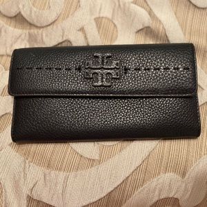 Tory burch wallet